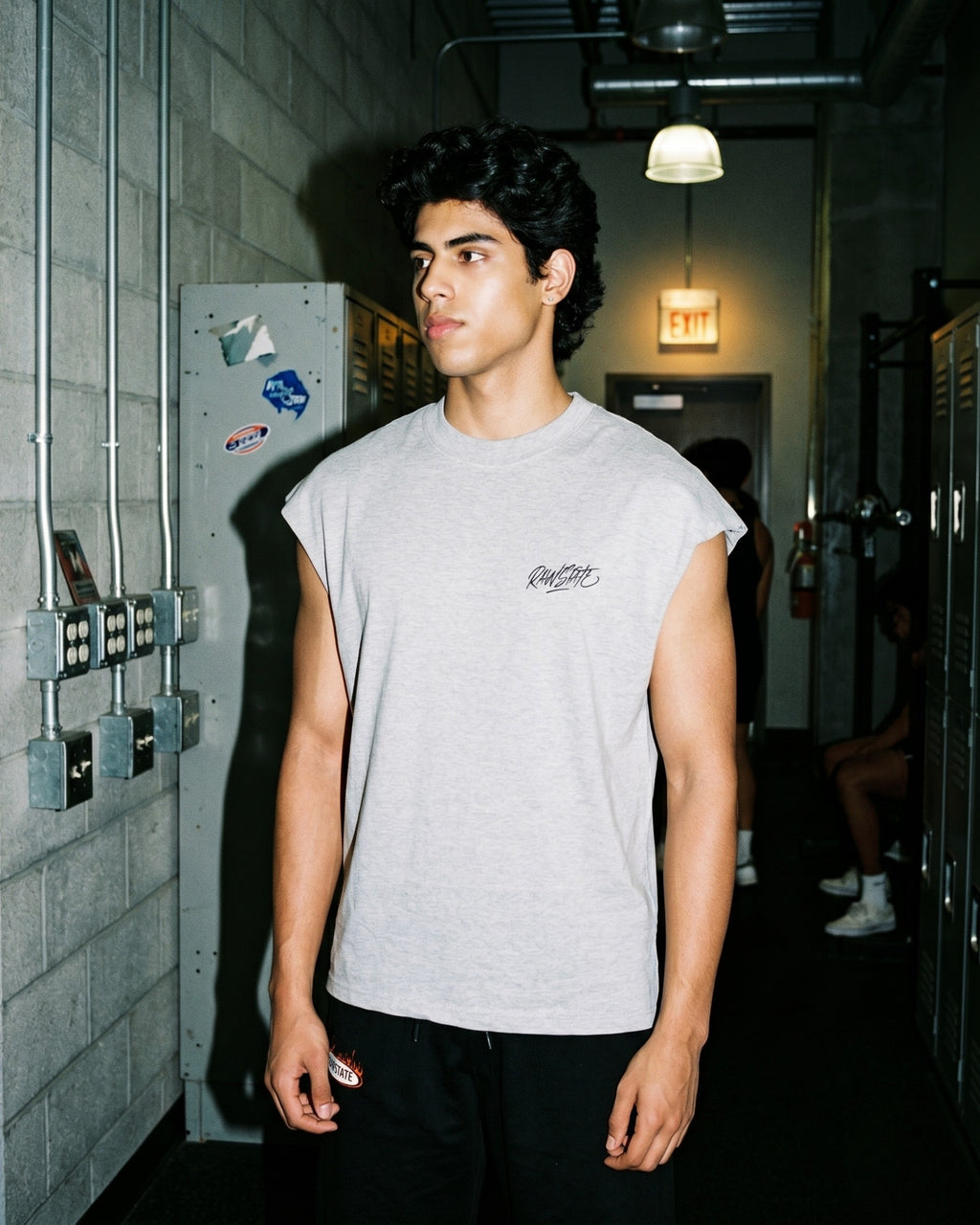 STONE GREY MUSCLE T